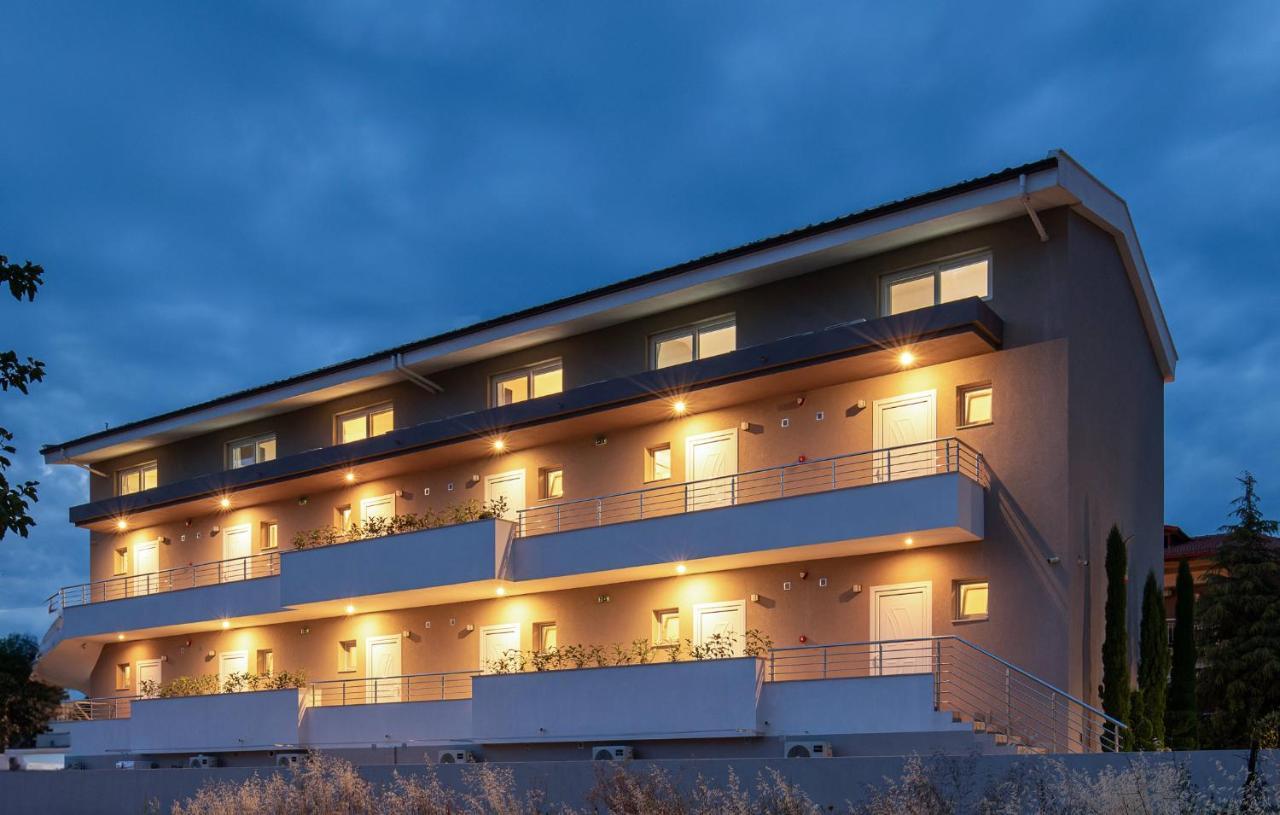 Sithonia Suites Luxury 2 Beds Studio, Semi-Ground Floor 尼基季 外观 照片
